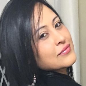 Meet your Posher, Juanita